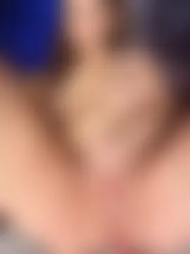 ThyraHash's Live XXX Chat