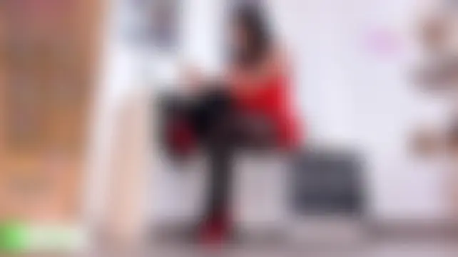 ana_bolena élő chatszobája