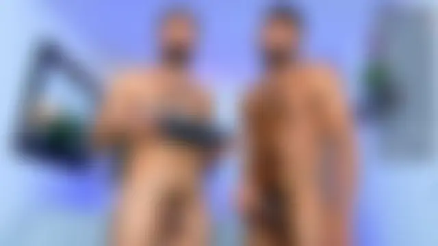 fantastic_couple_mens: διαδικτυακό σόου στην κάμερα
