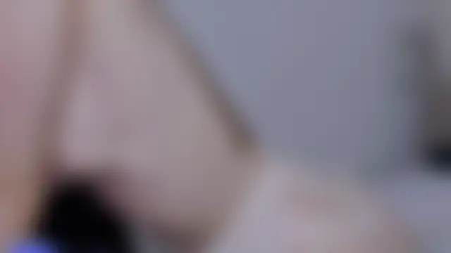 SkyqueenI's Live XXX Chat