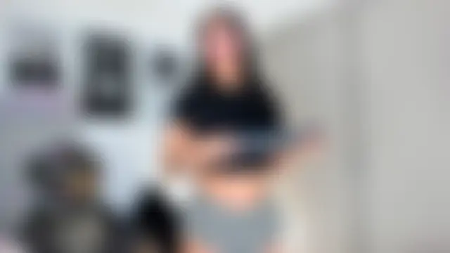 hollyprincess_2 Show Webcam