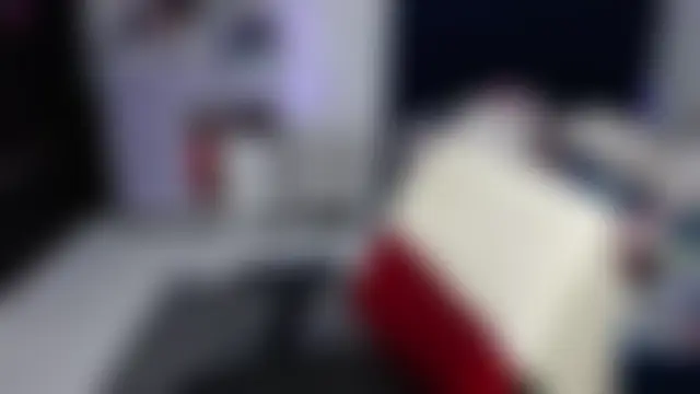 חדר צ'אט בשידור חי של pervert_mommy_