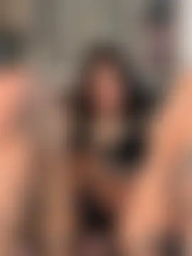 غرفة دردشة ura_laurapanda المباشرة