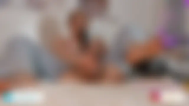 Emma4you's Live Chat Room