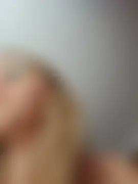 BLONDKICIA1 现场聊天室