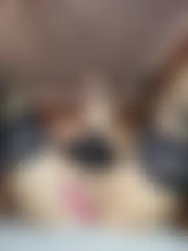 BLONDKICIA1 – Naživo chatovacia miestnosť