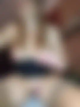 Chat soba uživo modela BLONDKICIA1