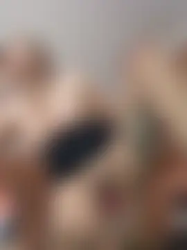 BLONDKICIA1 élő XXX-chatje