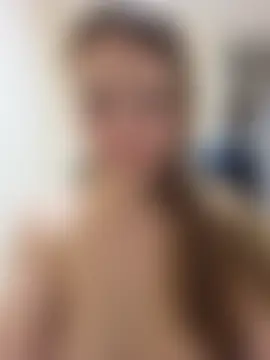 AnnaSweet18 élő chatszobája