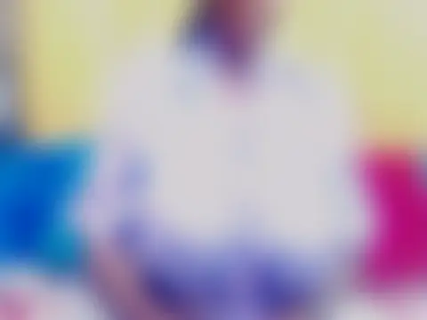 غرفة دردشة Bustydiva88 المباشرة