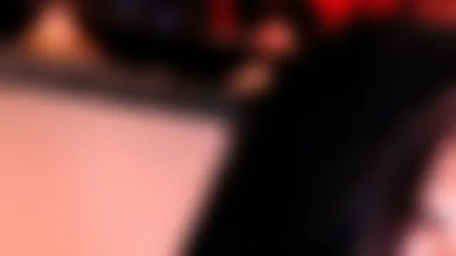 indian_dreamgirl Adlı Modelin Canlı Sohbet Odası