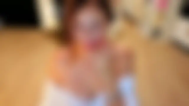 CaringSophie Show in webcam