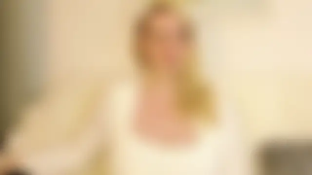 Sarah4you লাইভ চ্যাট রুম