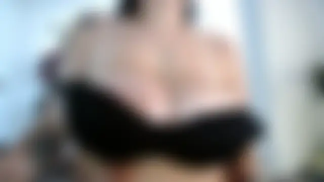 nathy_jones élő chatszobája