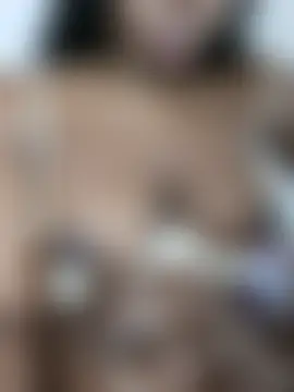 Angel_Avni – Naživo chatovacia miestnosť