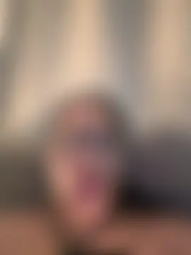 Sala de chat ao vivo de Chaniita