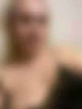 Phòng Chat Trực Tiếp YourBlondee