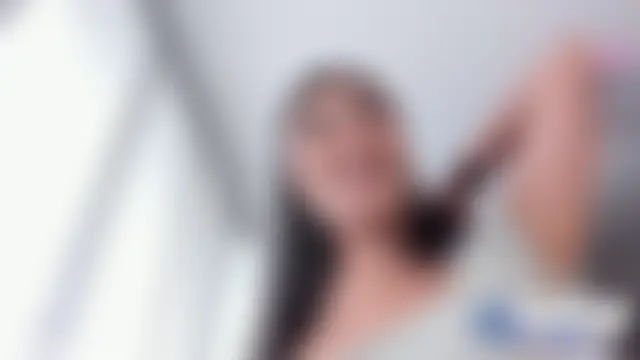 Alexandra_ra's Live Chat Room
