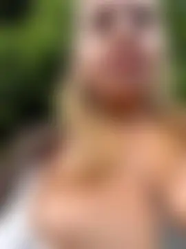 sammyqueenx21's Webcam Show