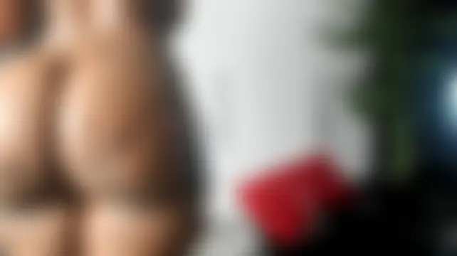 naughty_bigass Adlı Modelin Canlı Sohbet Odası