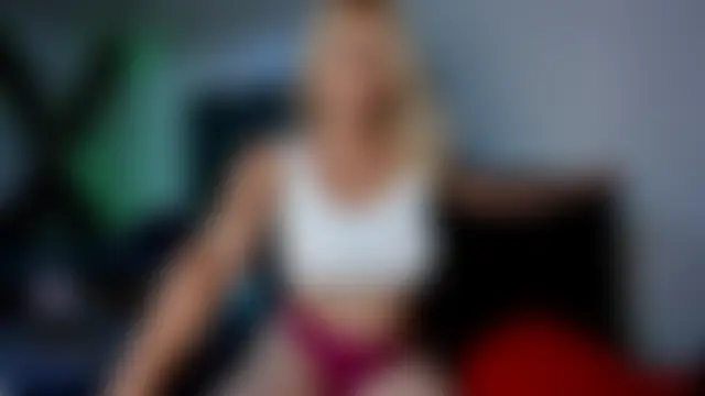 Liltildeman_moon's Live Chat Room