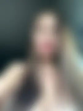 Emma_Catt élő chatszobája
