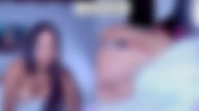 CandyCarly Adlı Modelin Canlı Sohbet Odası