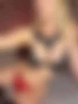 KikiVega's Live XXX Chat