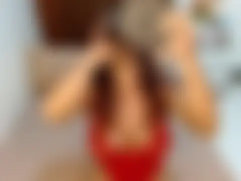 Ara_Cumms Pertunjukan Webcam