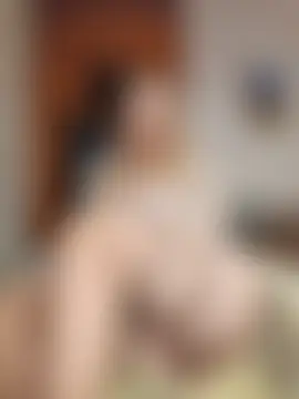 Chat soba uživo modela ImyoursLilu32