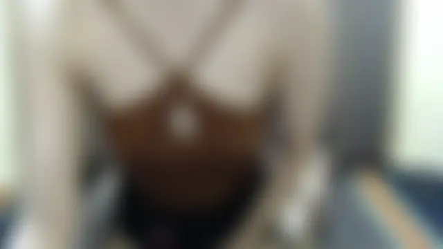 x_brittany_x élő chatszobája