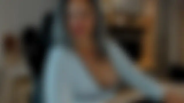 Claire95_ élő chatszobája