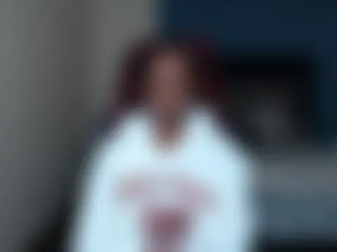 QUEENMANDYY: δωμάτιο απευθείας συνομιλίας