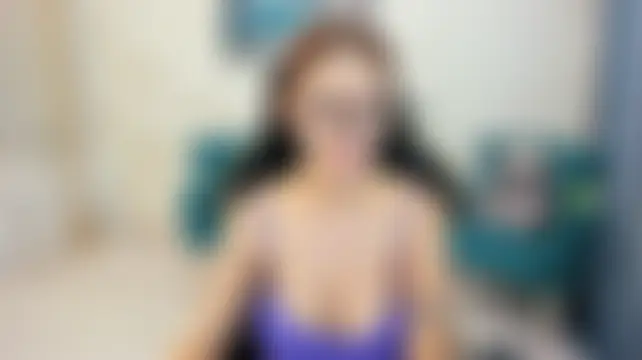 XXX chat uživo modela RedLipse