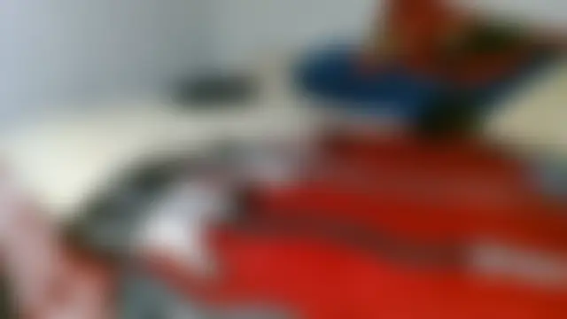 Sala de chat ao vivo de THAKINGHORNY