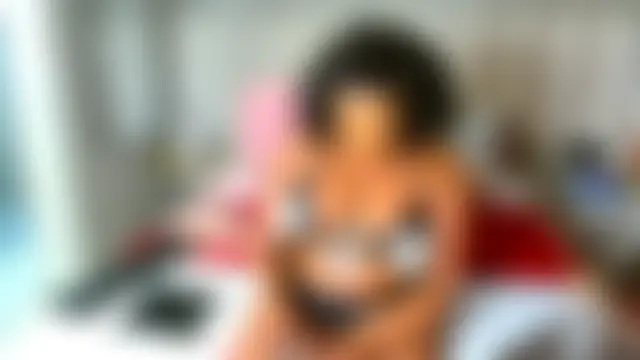MIAMI9 Live XXX Chat