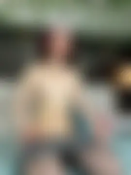 ห้องแชทสดของ adriscute