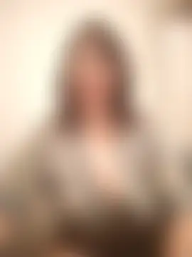 Phòng Chat Trực Tiếp ROXOLANAA_SEXY