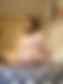 ห้องแชทสดของ ROXOLANAA_SEXY