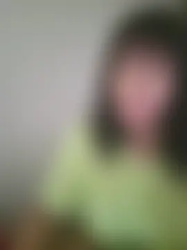 חדר צ'אט בשידור חי של ROXOLANAA_SEXY