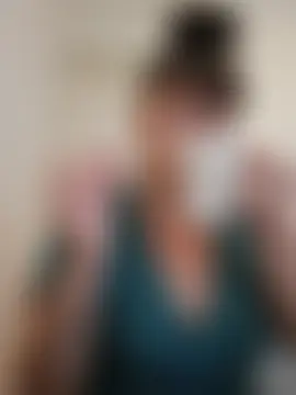 Chat ao vivo de ROXOLANAA_SEXY