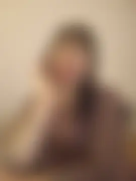 Chat soba uživo modela ROXOLANAA_SEXY