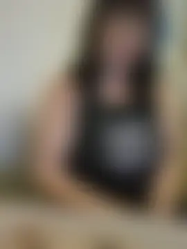 Chat soba uživo modela ROXOLANAA_SEXY