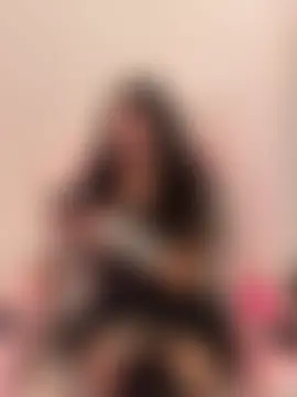 Felicia_smok3 Live chatroom