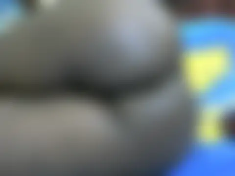 XXX chat uživo modela ebonyzoey