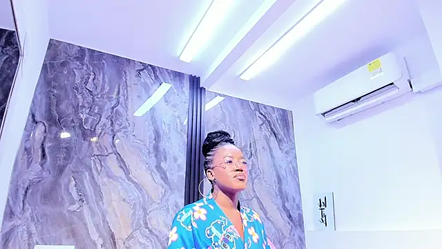 KeniaRouss' Webcam Show