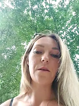 Crazy_lady69's Webcam Show