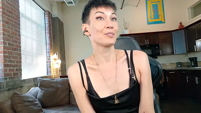 EveEnigma's Live Sex Cam Show
