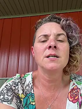 MidWestMilf80's Live Sex Cam Show