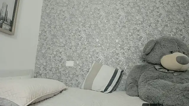 Isabellaroberts1 webcam show
